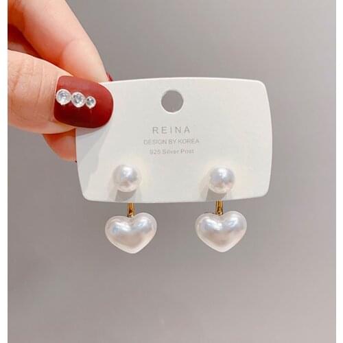 2020 New fashion contracted Heart Pearl fine earrings joker sweet elegant temperament Women Stud earrings