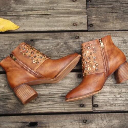 WomenS Leather Heeled Ankle Boots Retro Rivet Comfortable Walking Pointed Toe Camel