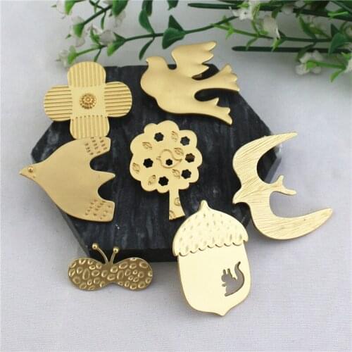 Japan and South Korea Minagawa Ming style alloy plating matte gold brooch