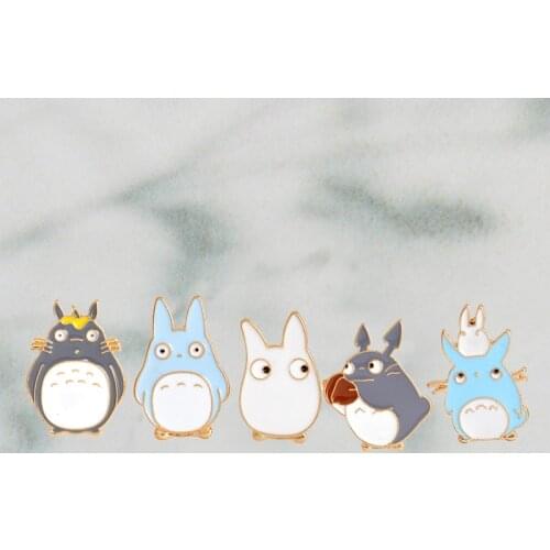5pcs/set Japanese Anime Miyazaki Hayao Kawaii Cartoon Chinchillas Brooches Pins Girl Jeans Bag Decoration For Friend