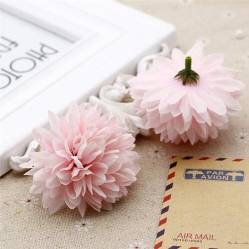 50Pcs/Bag Artificial Flowers Silk Flower Daisy Flower Heads Wedding Car Decoration DIY Fake Flowers Multiuse Flores Artificiales