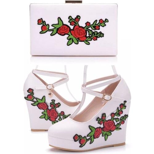 Crystal Queen White Wedge Heels Womens Shoes Breathable Lace Flower Pumps With Matching Bag Wedges Pumps With Purse High Heels