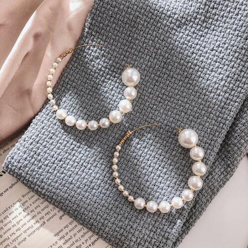 New Fashion Korean Anti Allergy Pearl C-Shaped Ear Loop Women Temperament Versatile Pearl Half-Circle Earrings For Female 2021
