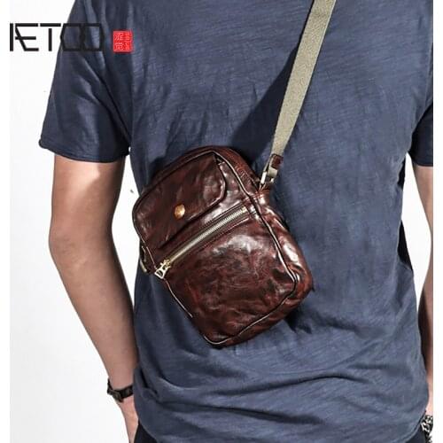 AETOO Mens leather retro shoulder bag, casual trend top layer leather messenger bag