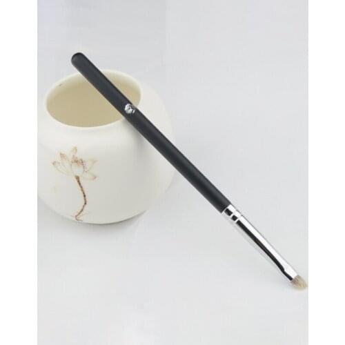 R110 Professional Handmade Make Up Brush Angled Eyebrow Brush Resilient Natural Badger Hair Cosmetic Tools Makeup Brushes