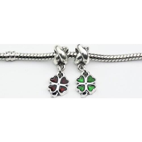 Lucky clover with Green color Dangle Pendant European Beads Fit Charms Bracelets & Bangles Necklace