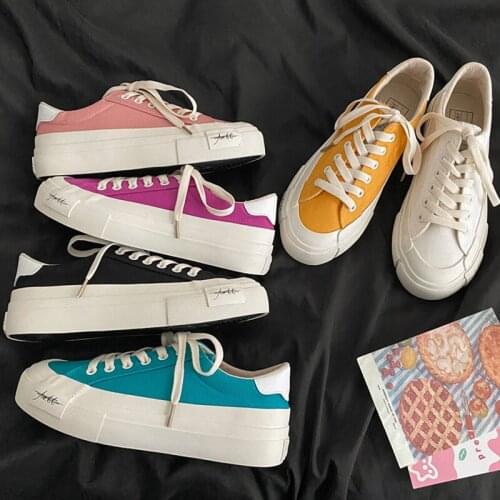 Woman Sneakers Vulcanized Shoes 2021 New Trendy Skateboard Canvas Shoes Flats Ladies Platform Casual Sneaker Black White