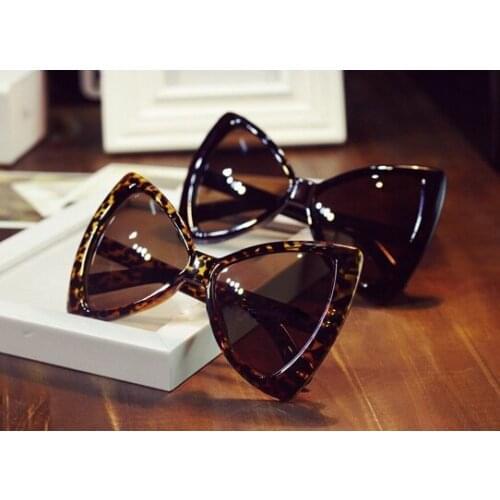 2017 Retro Brand Cat Eye Sunglasses Butterfly Lense Women Glasses fashion Summer Sun glasses Retro glasses Tourism sunglasses