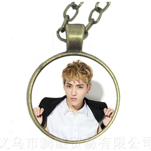 Hot KPOP EXO Necklace EXO Member Figure 25mm Glass Cabochon Charm Pendant Sweater chain For Fans Support Jewelry Gift