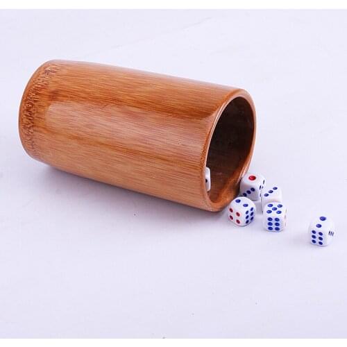 New Arrival Bamboo Eco-friendly Wooden Dice Bar Ktv Supplies Dice Cup Set Dice Set Bingo Game Dice Set