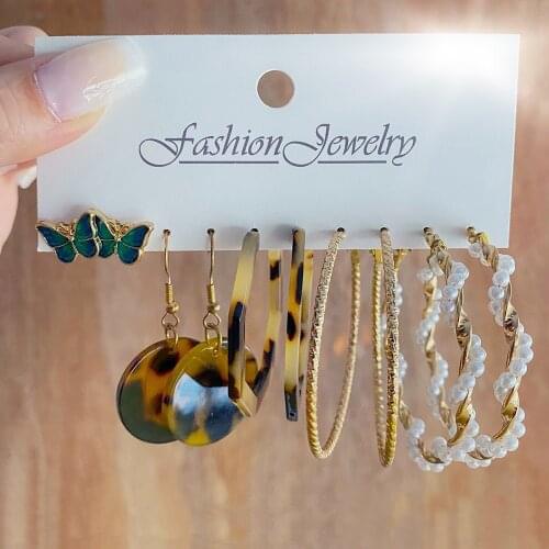 KISS WIFE Trendy Butterfly Hoop Earrings Set for Women Girls Geometric Metal Resin Acrylic Earrings Fashion Jewelry Bohemia