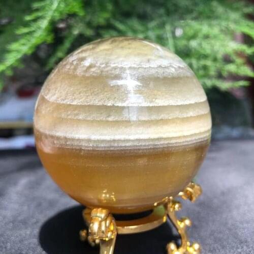 1PC 250-350g Natural Crystal Mineral Fluorite Ball Holding Fluorite During Meditation Stabilizes And Harmonizes The Spirit