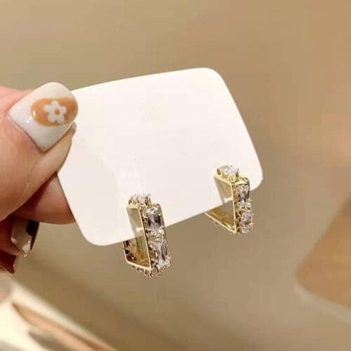 2021 New Contracted Senior Shiny Crystal Women Earrings Fashion Elegant Temperament Geometric Square Drop Earrings Jewelry