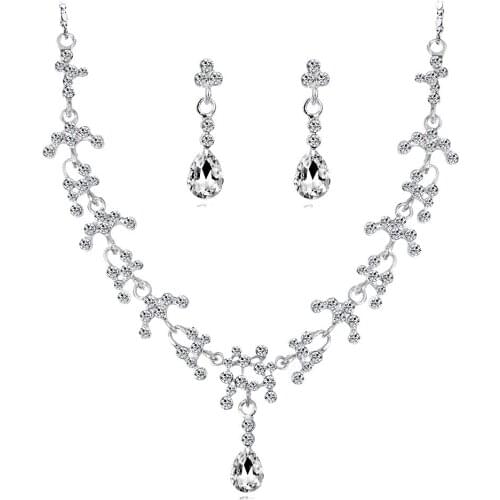 European and American New Bridal Necklace Set Necklace Fashion Temperament Alloy Diamond Necklace Two Piece Set