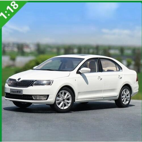 Original Box 1:18 High Meticulous Skoda RAPID Alloy Model Car Static Metal Model Vehicles For Collectibles Gift