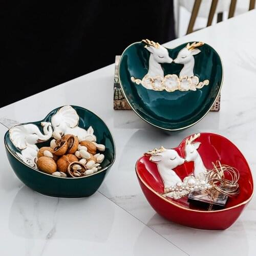 Fruit plate light luxury living room household coffee table storage plate candy inventory heart plate Chinese style