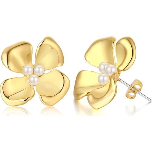 Tiny Flower Stud Earrings for Women Gold Filled Brass Charm Wedding Engamenet Jewelry