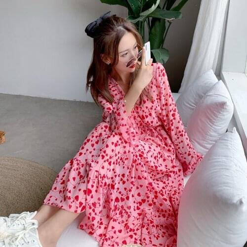 Autumn Fashion Pregnant Women Long Loose Beach Dress Flare Sleeve Fashion Printing Maternity Nursing Dress Lactation Maxi Dress