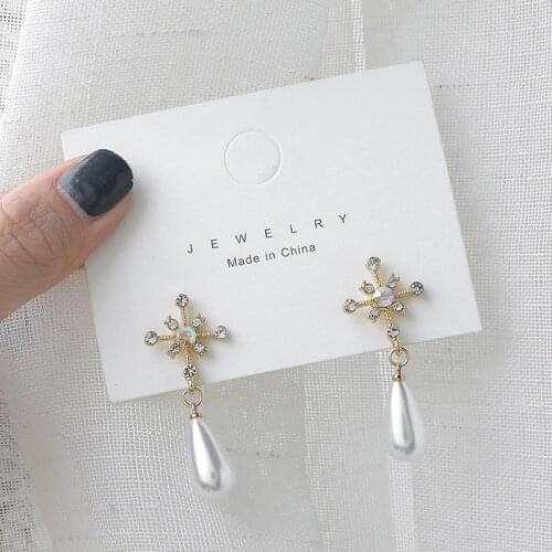 French Luxury Eight-pointed Star Rehinstone Pearls Clip on Earrings Temperament Water Drop Pearl Clip Earrings No Piercing Women