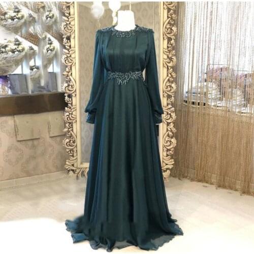 Muslim Evening Dresses Elegant O-Neck Appliques Beaded Long Sleeves Green Tulle Morocco Kaftan Arabic Dubai Prom Party Dress