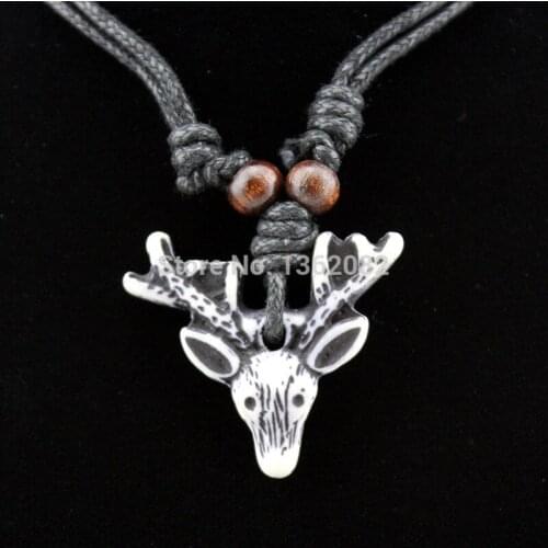 New Lovely Men Womens Faux Bone Carved Lucky Christmas Deer Necklace Elk Pendant Choker Gift MN524