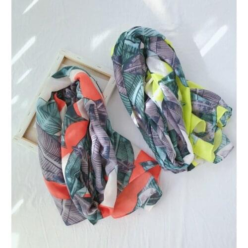 2019 Newest Cotton Palm Leaf Print Tassel Scarves Shawls Beautiful Leaves Pattern Tassel Wraps Scarf Hijab Muffler Free Shipping