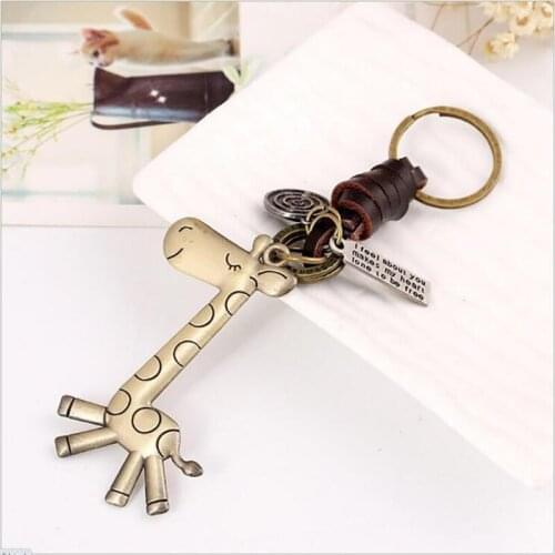 Cartoon Giraffe Keychain Pendant Retro School Bag Decoration Accessories Creative Woven Leather Pendant Fashion Couple Jewelry