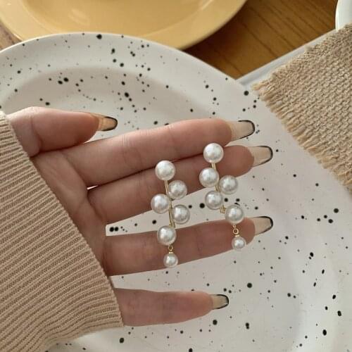 Pearl Drop Earrings for Women High Quality Design Luxury Jewelry Creativity Temperament Womans Gift Fashion Jewelry