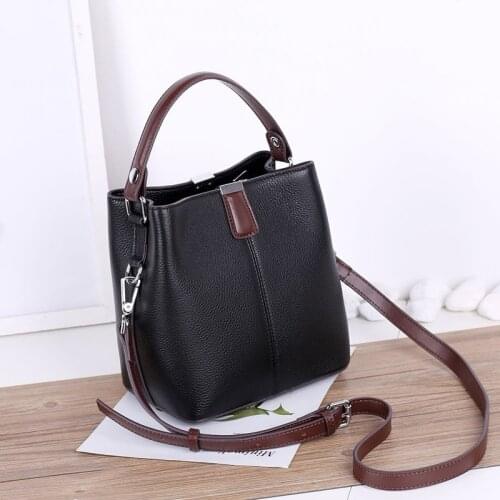 Handbag Fashion Designers Women Messenger Bags Genuine Leather Crossbody Shoulder Bag Lady Simple Females Bucket Bag Versatile