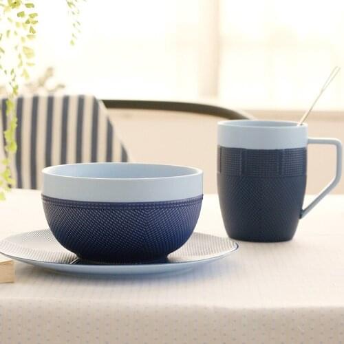 High Quality Denim Blue Under Glazed Round Ceramic Dishes & Plates Kitchen Cutlery Rice Bowl Emboss Mugs Tableware Drinkware