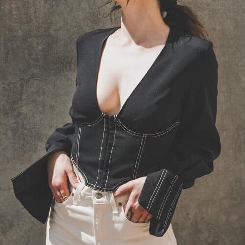 Euro-american fashion 2020 winter fashion new womens wear long-sleeved v-neck slim show navel fashion fashion optional bottom t