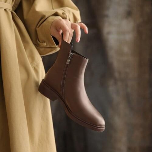 2021 Fall Shoes Women Round Toe Low Heel Ankle Boots for Women Solid Leather Winter Women Boots Metal Buckle Fashion Women Shoes