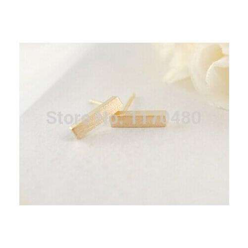 New Fashion Classical Slim Bar Studs Earrings for Women Elegant Simple Lovely Boucle D'oreille Femme Earring -ED031