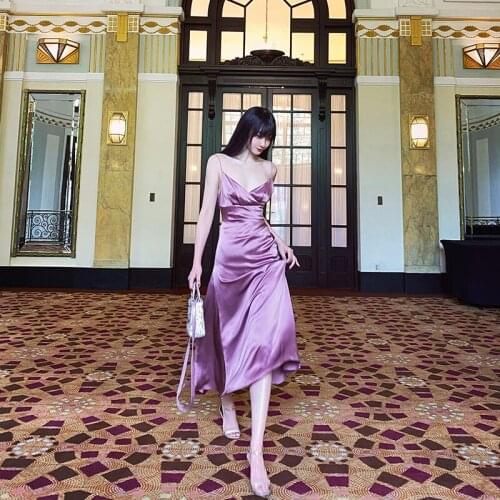 Silk Sling V-neck Dress Spring 2021 New French Senior Ladies Sexy Skirt Women