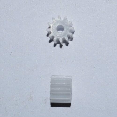 10/100pcs motor plastic gear 2x7x5mm/rc car robot aircraft gears/DIY toy accessories technology model parts/ tamiya 122A
