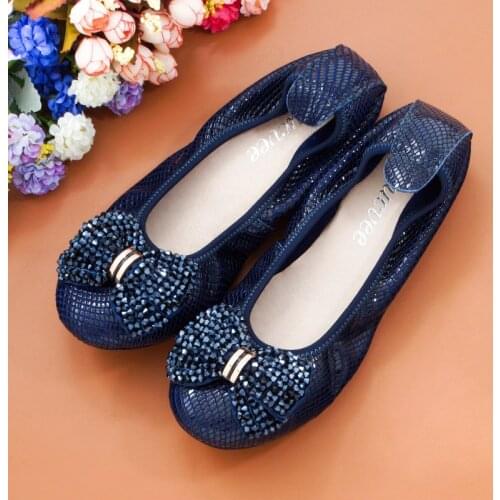 AUCVEE Women Flats Genuine Leather Solid Moccasins String Bead Bow Work Shoes Sweet Lady Ballet Flats Light Driving Loafer Shoes