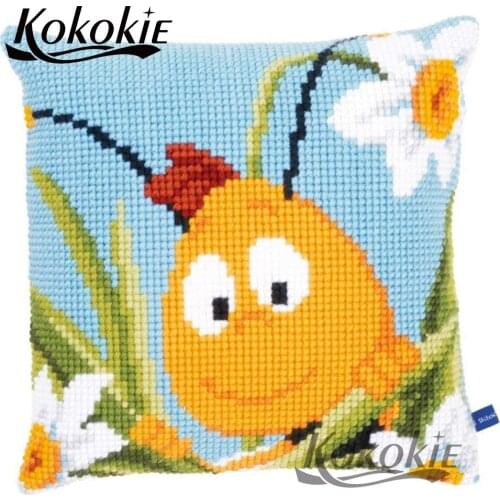 Handmade Embroider Needlework kits cartoon honeybee Cross stitch pillow craft kits for adults Counted Cross-Stitching pillowcase