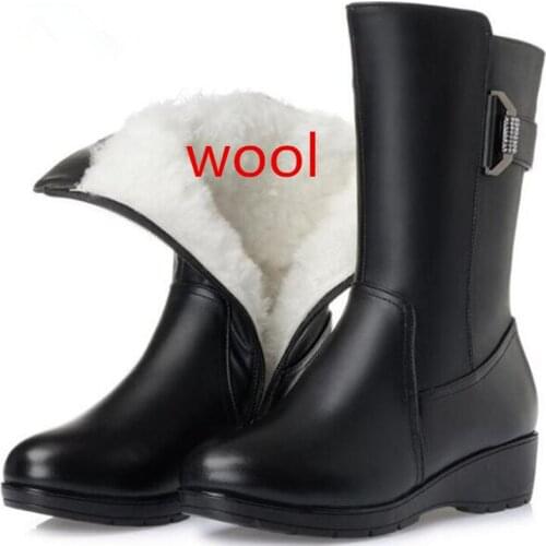 2021 New Winter Fashion Cow Leather Boots Inside Full Wool Boots or Plush Snow Boots Warm Comfort Women Boots Shoes Size 35.-43