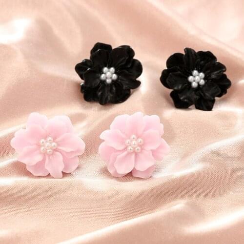 Sexy Woman Black Flower Earrings Party Club Accessories Ear Stud Earrings Fashion Jewelry Korean Pearl Earrings 2020