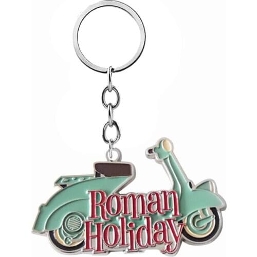 SG New Creative Roman Holiday Keychains Pendants Audrey Hepburn Princess Ann Joe Motorcycle Metal Car Keyring Men Fans Gifts