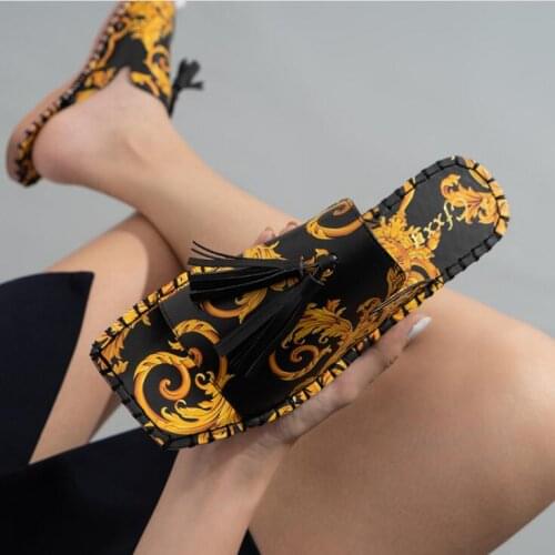2021 New Women slippers Fashion Tassels Summer Shoes Brand Beach Slides Retro Mules Shoes For Women Flat Slipper