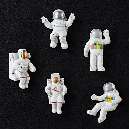 3D Cartoon Astronaut Refrigerator Magnet Spaceman Souvenir Home Decoration Fashion Fridge Paste Creative Gift