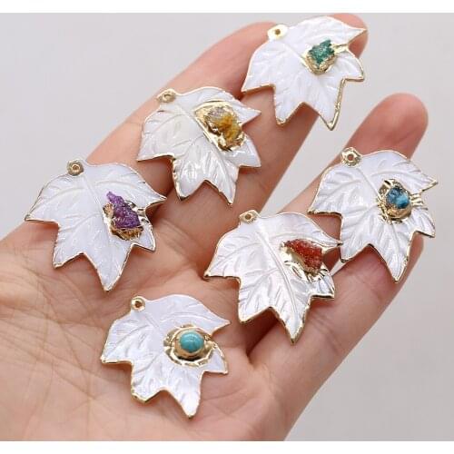 Natural White Shell Pendant Charms Leaf Shape Shell Stone Pendant Plating Gold for Making DIY Necklace Accessories 30x30mm