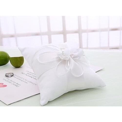Love Life European New Flower Rings Pillows Bride Ring Holders White Wedding Square Wedding Supplies Romantic Decoration