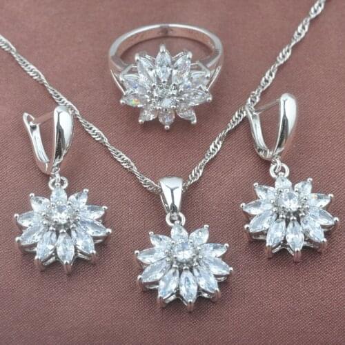 Exquisite White Cubic Zirconia Flower Silver Plated Jewelry Set Jewelry Wedding Accessories Earring Pendant Ring TZ0432