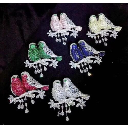 50x46mm Womens High Quality Classic parrots with CZ brooches, brooches and pendant accessories