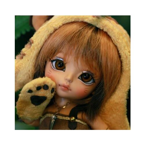 Free shipping 1/8 BJD Happy Yellow Doll