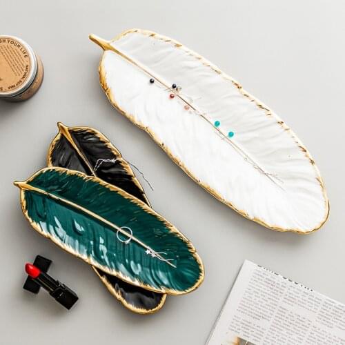 White color leaf shape shinny glaze ceramic plate with gold rim jewelry dessert porcelian dishes cosmetics ring feather tray