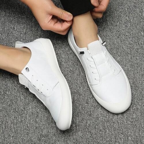 Men Sneakers Soft Leather Casual Shoes Flat Fashion Brand Sneakers Mens White Shoes Men Loafers Men Fashion Shoes