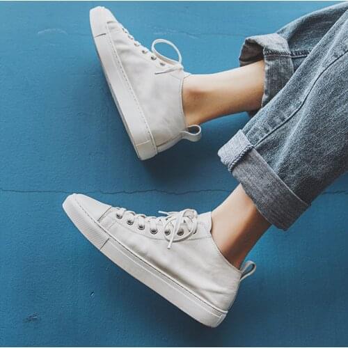 Yomior New Spring Summer Genuine Cow Leather Men Shoes Breathable Loafers Flats Dress Mens Designer Shoes Black White Sneakers